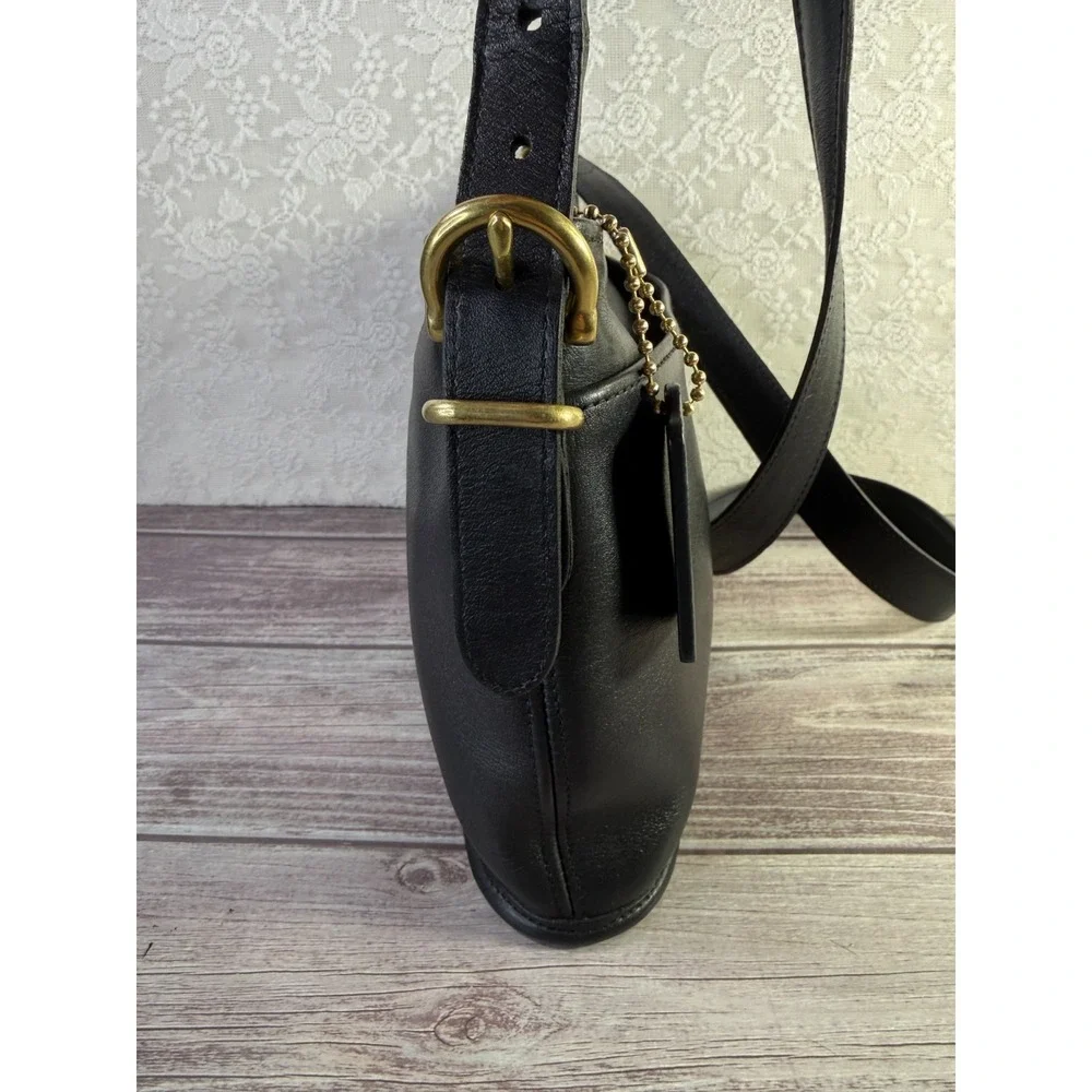 Vintage‎ COACH Equestrian Slim Crossbody Shoulder Bag Black Leather